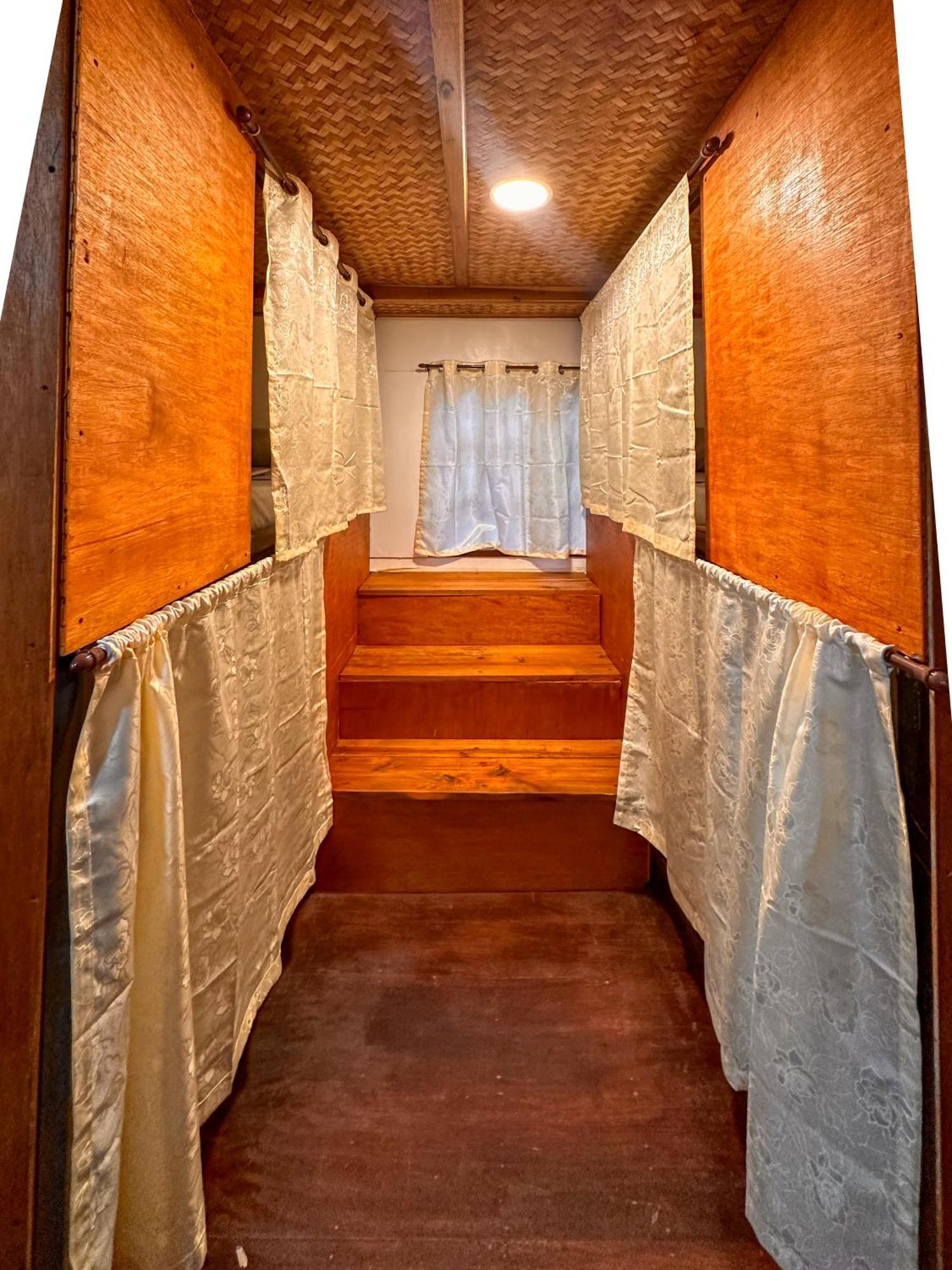 Hangout'S Hostel 爱妮岛 外观 照片